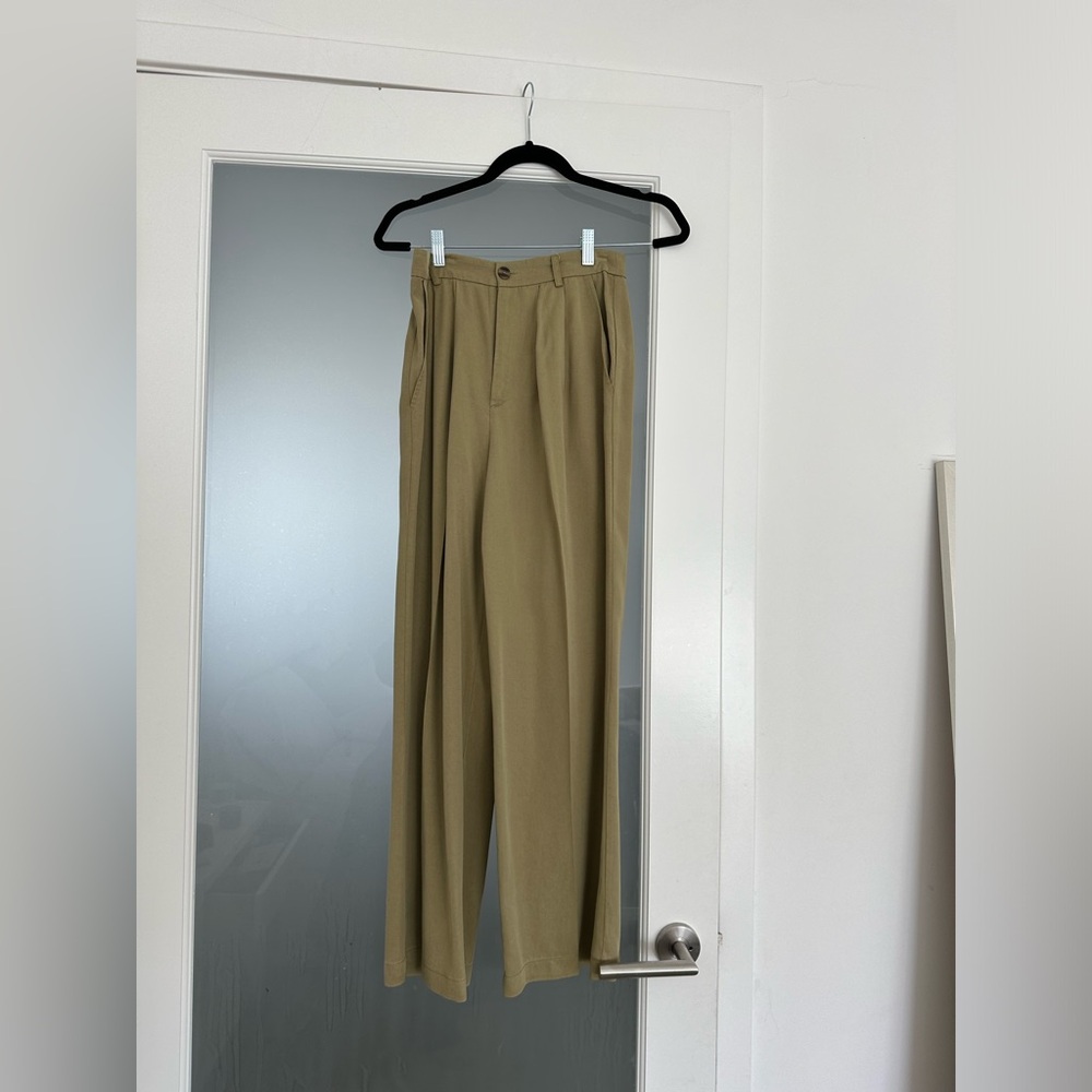 Reformation Mason petites in olive green size 4
